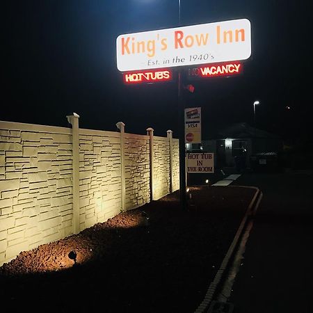 Kings Row Inn Milwaukie Bagian luar foto