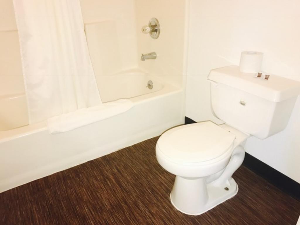 Kings Row Inn Milwaukie Bagian luar foto