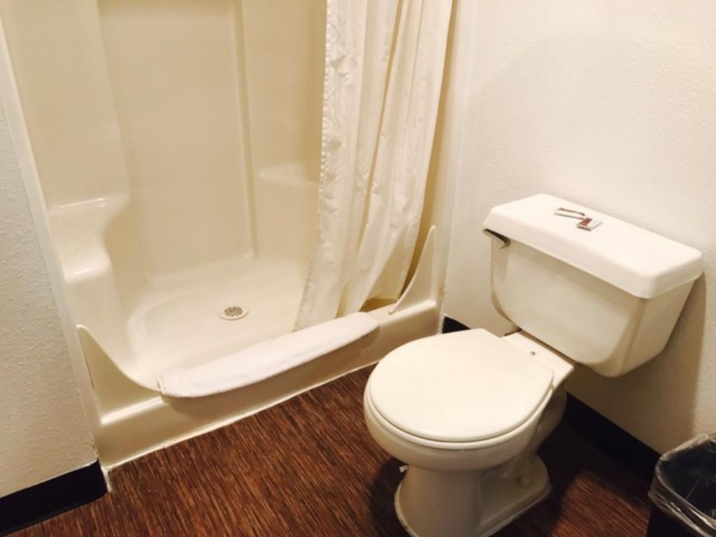 Kings Row Inn Milwaukie Bagian luar foto