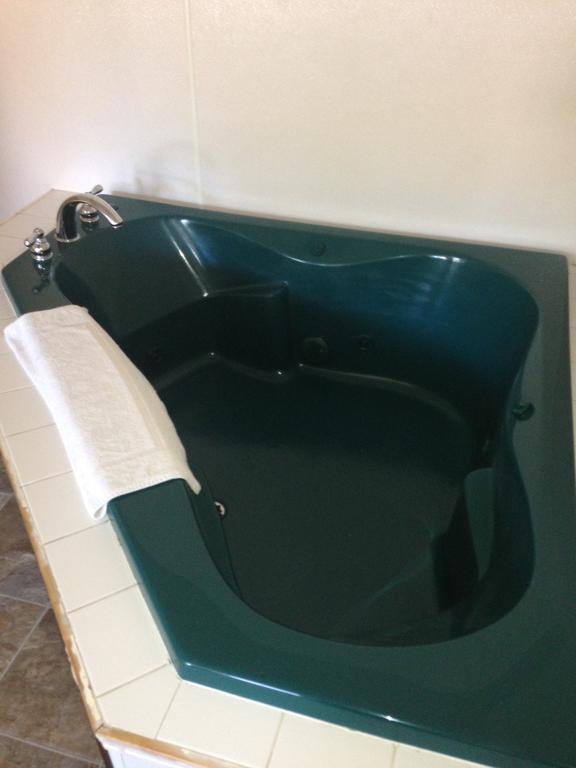 Kings Row Inn Milwaukie Ruang foto